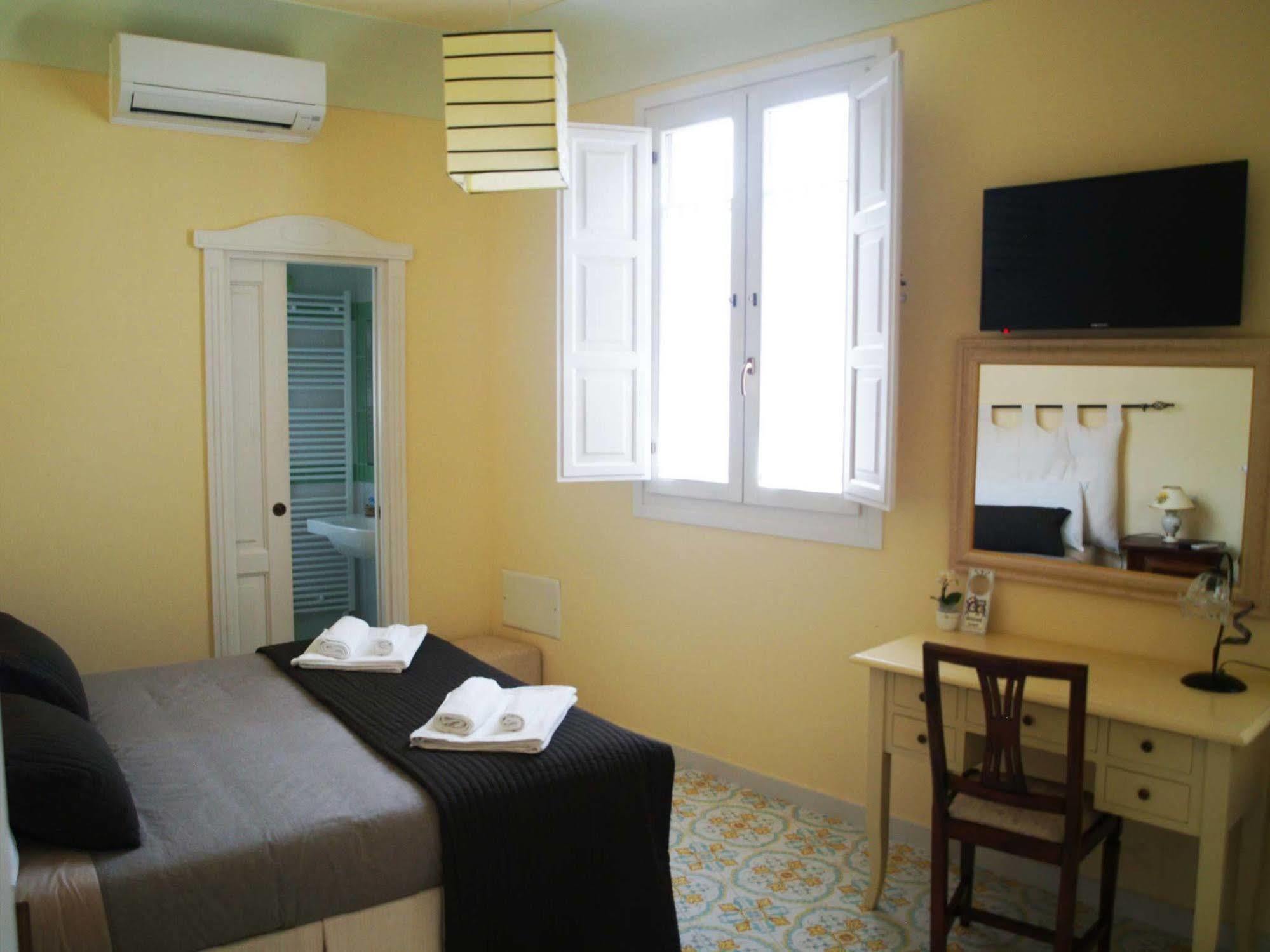 Sine Tempore B&B Mandurie Extérieur photo